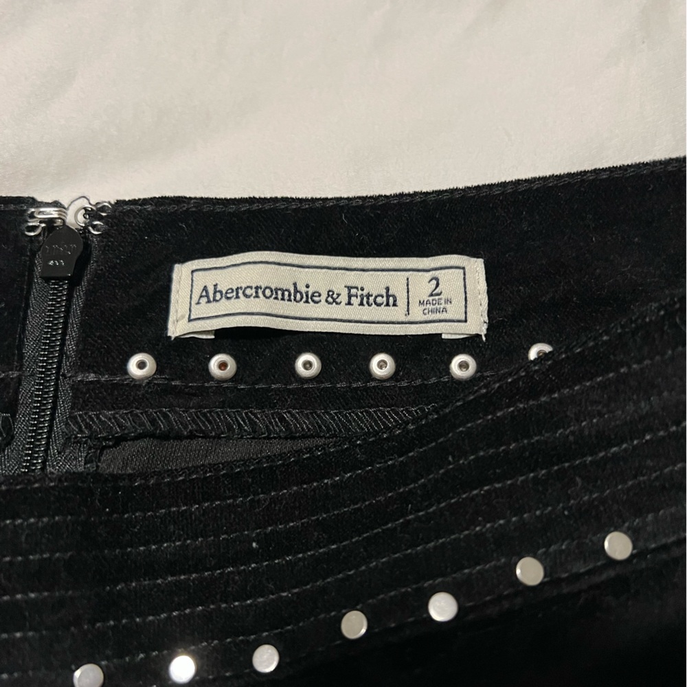 Abercrombie and Fitch Black Faux Suede Skirt - Picture 3 of 3